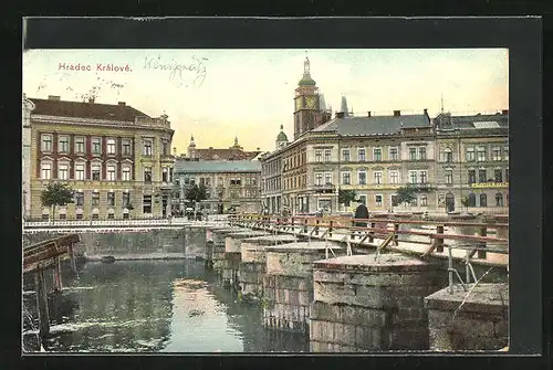 AK Königgrätz / Hradec Kralove, Brückenpartie in die Stadt