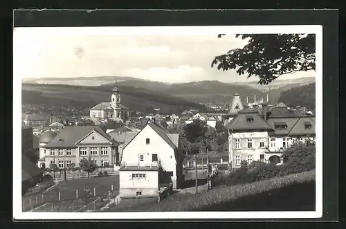 AK Trautenau / Trutnov, Teilansicht mit Kirche