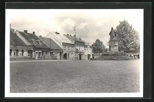 AK Liban, Námesti /Ringplatz