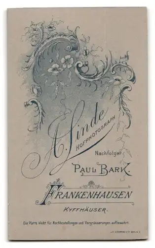 Fotografie Paul Bark, Frankenhausen /Kyffhäuser, Portrait junges Paar in modischer Kleidung