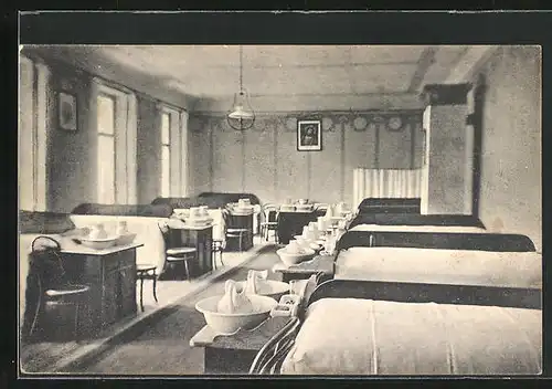 AK Arnau / Hostinne, Schlafsaal des St. Angela-Pensionates, Innenansicht