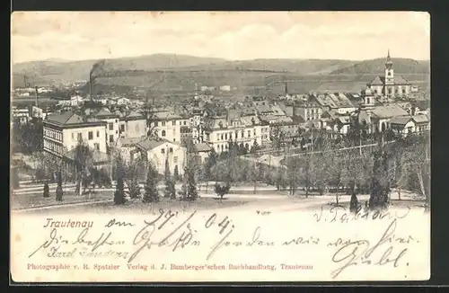 AK Trautenau / Trutnov, Gesamtansicht der Stadt mit Kirche