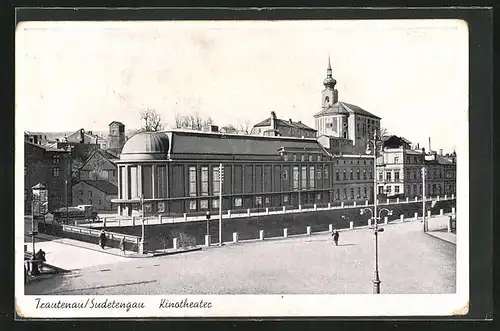 AK Trautenau / Trutnov, Kinotheater im Stadtkern