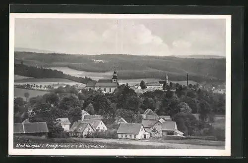 AK Marktleugast / Frankenwald, Gesamtansicht mit Marienweiher