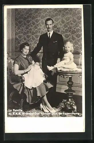 AK La Famille de S.A.R. le Grand-Duc hèritier Jean de Luxembourg
