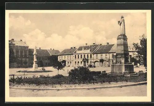 AK Nechanice, Namesti, Marktplatz mit Denkmälern