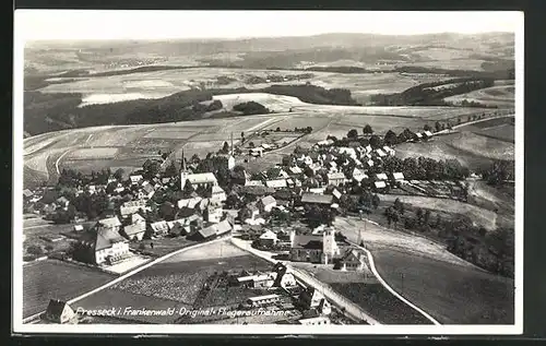 AK Presseck /Frankenwald, Fliegeraufnahme von Ort und Umgebung