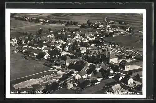 AK Marktleuthen i. Fichtelgeb., Teilansicht, Fliegeraufnahme