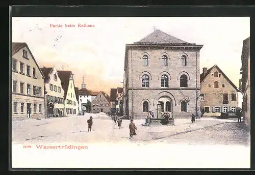 AK Wassertrüdingen, Partie beim Rathaus mit Brunnen