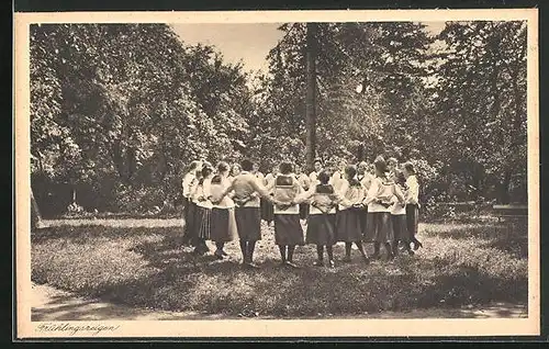 AK Lülsfeld, Kloster Maria Schnee, Haushaltungsschule, Frühlingsreigen