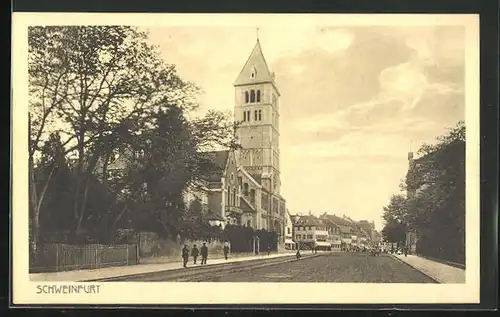 AK Schweinfurt, Strassenpartie mit Kirche