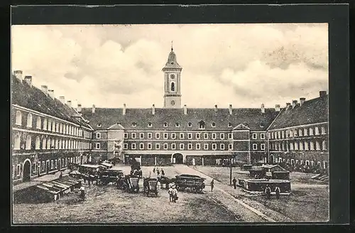 AK Josefstadt / Josefov / Jaromer, Artilleriekasernenhof, Glockenturm