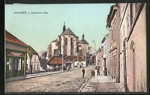 AK Josefstadt / Josefov / Jaromer, Havlickova trida, Strassenpartie mit Kirche