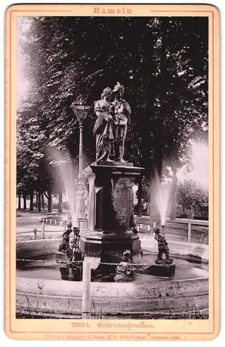 Fotografie Römmler & Jonas, Dresden, Ansicht Hameln, Blick auf den Getrudenbrunnen