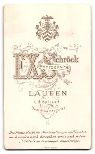 Fotografie Fr. Xav. Schröck, Laufen a. d. Salzach, Bezirksamtsgasse, Portrait Paar in bayrischer Tracht