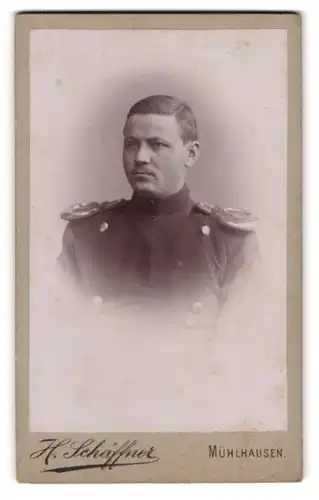 Fotografie H. Schäffner, Mühlhausen, Portrait Soldat in Uniform Rgt. 6 mit Epauletten