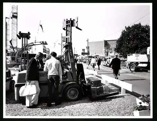 Fotografie unbekannter Fotograf, Ansicht Berlin, Deutsche Industrie-Ausstellung 1965