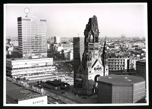 Fotografie unbekannter Fotograf, Ansicht Berlin, Europa-Center & Breitscheidplatz mit Kaiser-Wilhelm-Gedächtniskirche