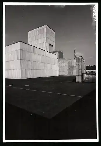 Fotografie unbekannter Fotograf, Ansicht Berlin-Wannsee, Beschleunigungsturm Hahn-Meitner-Institut für Kernforschung