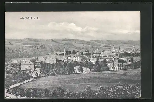 AK Arnau / Hostinne, Panorama mit Gebirgszug