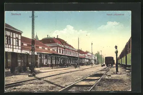 AK Szolnok, Vasuti palyaudvar, Bahnhof