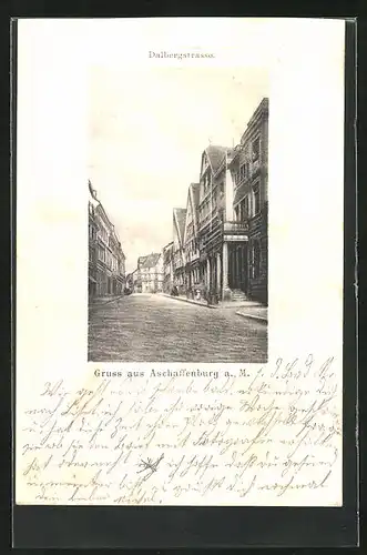 AK Aschaffenburg, Dalbergstrasse mit Passanten