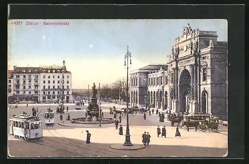 AK Zürich, Strassenbahn am Bahnhofplatz