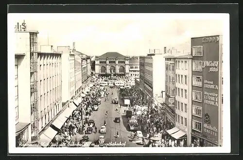 AK Hannover, Blick auf die Bahnhofstrasse mit Hauptbahnhof & Strassenbahn