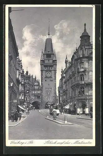 AK Freiburg i. Br., Blick auf das Martinstor, Strassenbahn