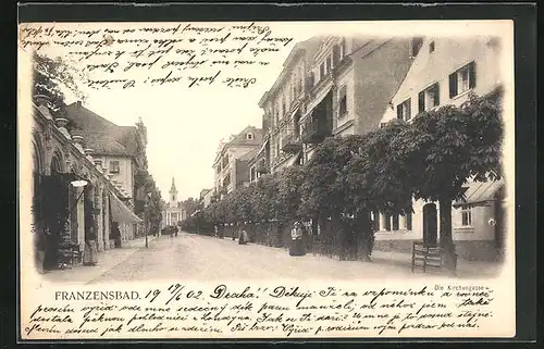 AK Franzensbad, Strasse Kirchengasse mit Anwohnern