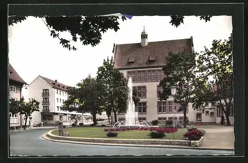 AK Schwabach, Schillerplatz mit Springbrunnen