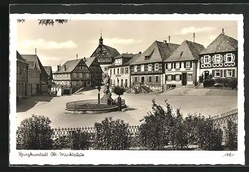 AK Burgkunstadt, Marktplatz mit Brunnen und Konsum-Geschäft