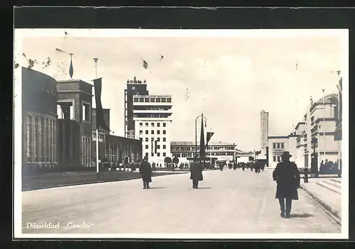 AK Düsseldorf, GeSoLei - Ausstellung 1926, Messegelände mit Besuchern