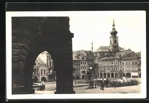 AK Trautenau / Trutnov, Platz mit Café Rösler