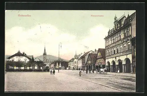 AK Hohenelbe / Vrchlabi, Marktplatz an der Hauptstrasse