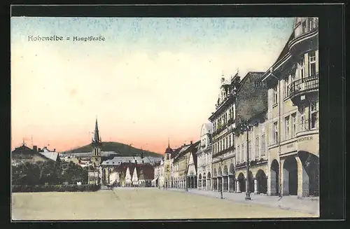 AK Hohenelbe / Vrchlabi, Hauptstrasse mit Kirche