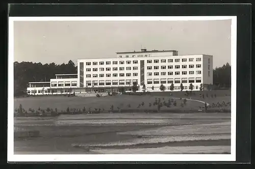 AK Dobris, Sanatorium, Frontansicht