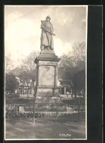 Foto-AK Tschaslau / Caslav, Zizkuv pomknik