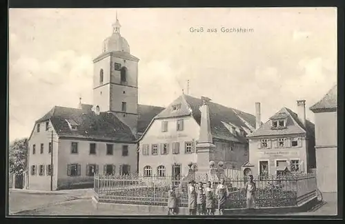 AK Gochsheim, Gasthaus zur Rose, Denkmal und Kirche mit Turm