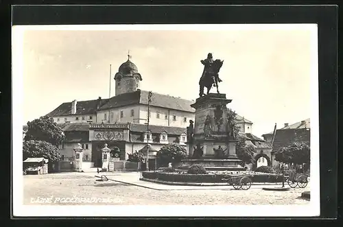 AK Bad Podiebrad / Podebrady, Zámek, Eingang zum Schloss