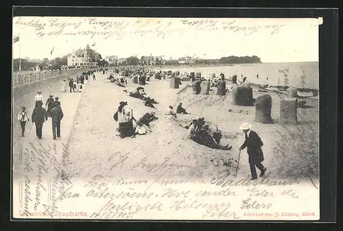 AK Travemünde, Strandpartie mit Körben und Hotels