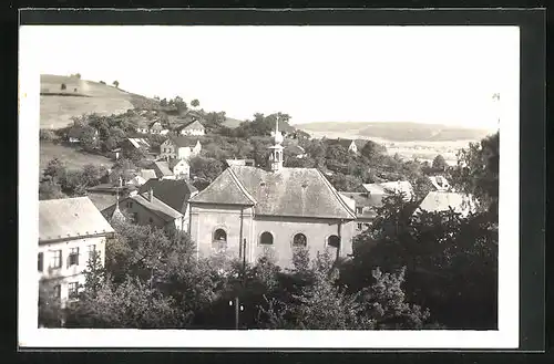 AK Malé Svatonovice, Teilansicht mit Kirche