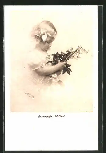 AK Erzherzogin Adelheid von Österreich als süsses blondes Mädchen mit Blumen im Arm