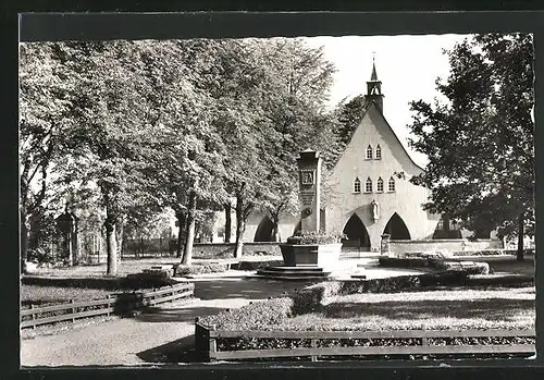 AK Marktleuthen / Fichtelgebirge, am Kriegerdenkmal