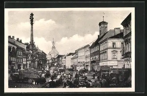 AK Josefstadt / Josefov / Jaromer, Reges Stadtleben am Markt