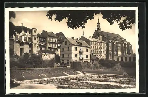 AK Josefstadt / Josefov / Jaromer, Partie bei der Kirche