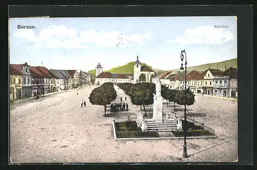 AK Beraun / Beroun, Namesti, Denkmal, Marktplatz