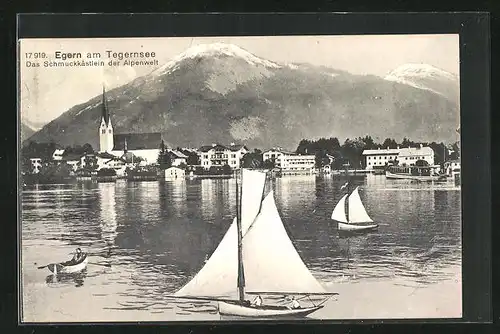 AK Egern am Tegernsee, Uferpartie mit Kirche, Alpen und Segelbooten