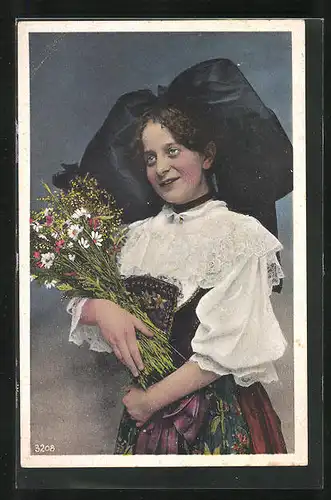 AK Elsässerin in elsass-lothringischer Tracht mit Blumen