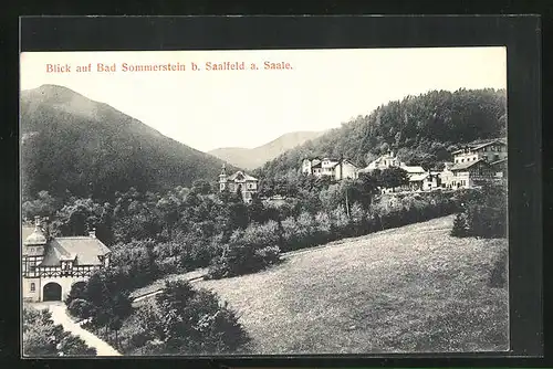 AK Bad Sommerstein b. Saalfeld, Ortspartie mit Gebirge